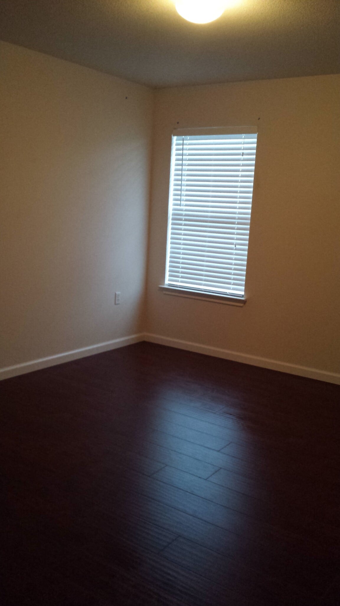 Secondary bedroom 1 - 5713 Abby Ann Ln