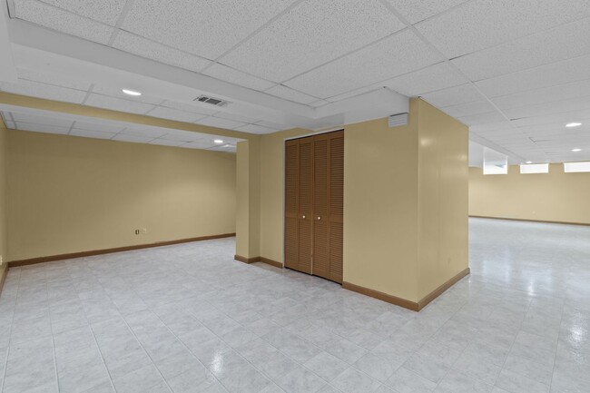 Building Photo - 3815 Melstone Ct