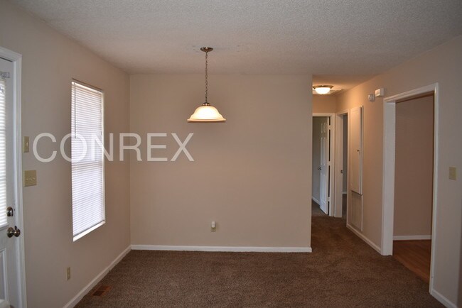 Building Photo - 639 Upward Way