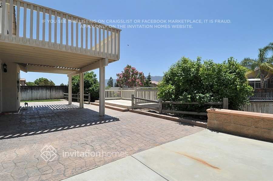 Building Photo - 15135 Mimosa Dr