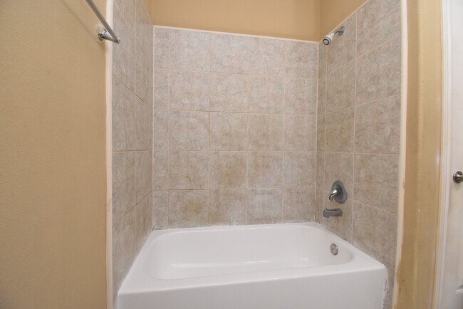 Building Photo - 13102 N Bellaire Estates Dr