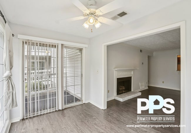 Building Photo - 801 Countryside Pl