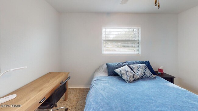 Building Photo - 328 Slayton Ave