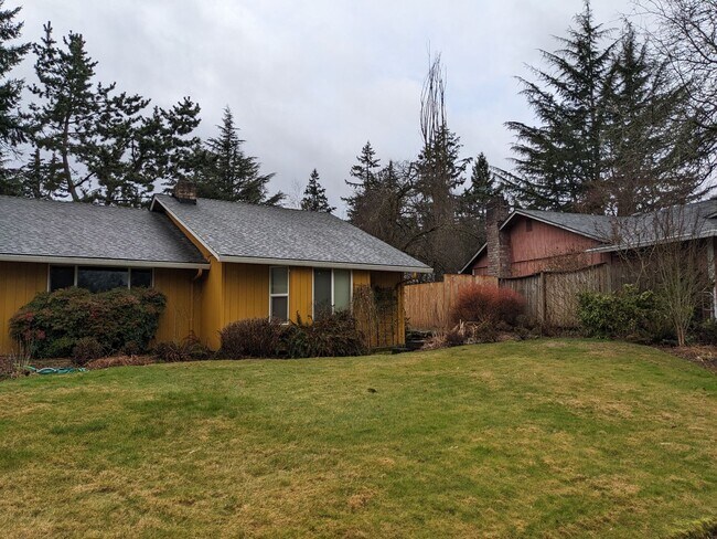 Building Photo - Amazing 4 bedroom home