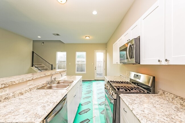 Building Photo - 10208 Jessalyn Lane