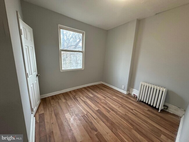 Building Photo - 4513 N Colorado St