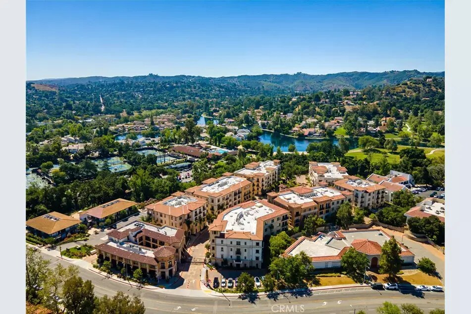 Building Photo - 23500 Park Sorrento