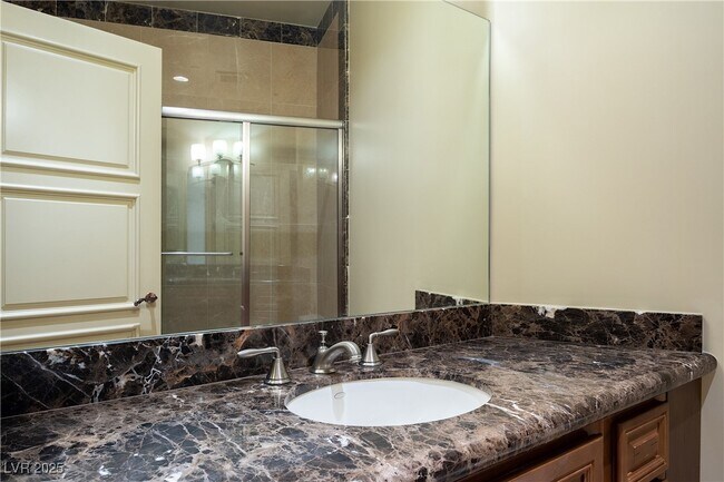Building Photo - 9101 Alta Dr