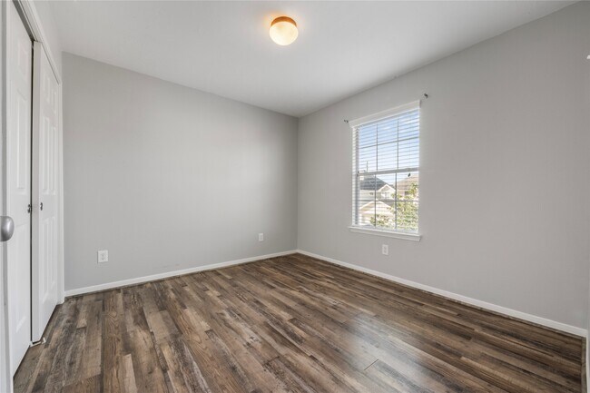 Building Photo - 6354 Wilshire Ridge