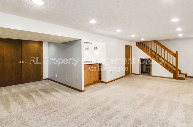 Building Photo - 5951 Als Ct
