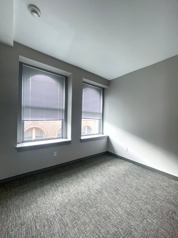 Building Photo - 177 State St