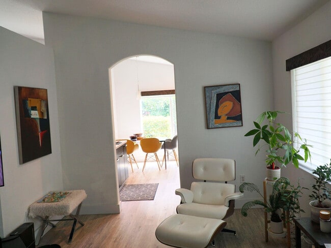 Building Photo - 17030 NW 19th Ct