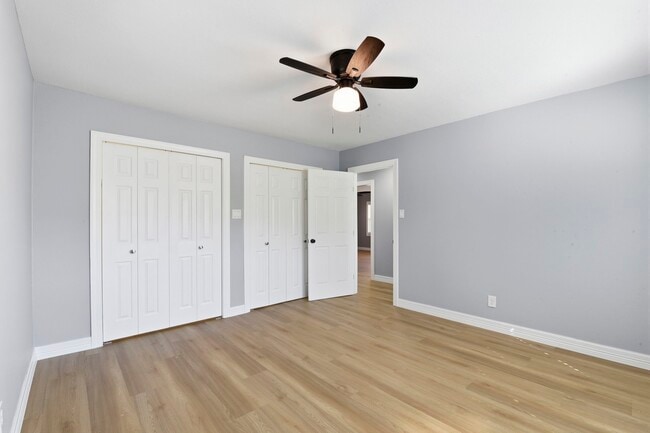 Building Photo - 1415 Avenue H