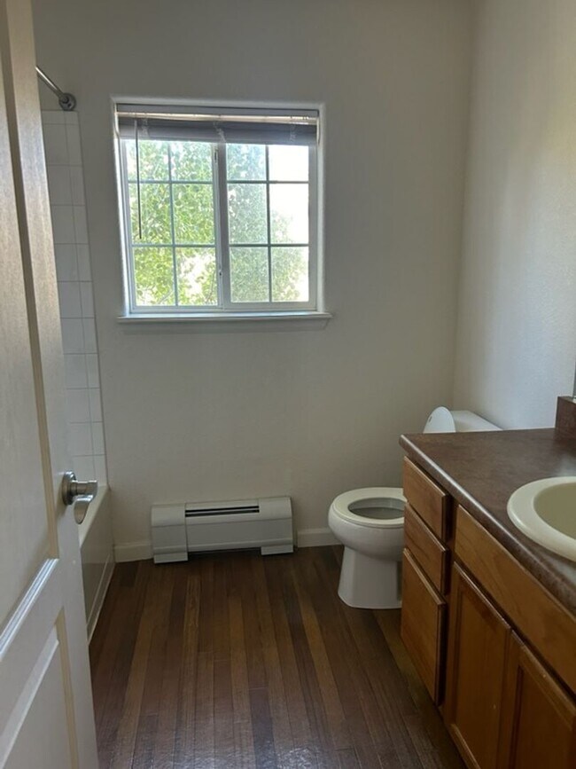 Building Photo - Apartment at River Park Condos