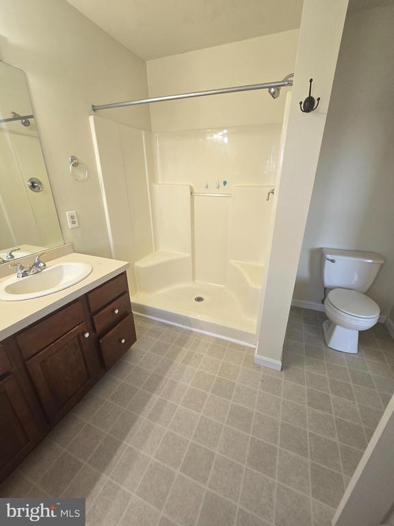 Building Photo - 471 Stonehedge Ln