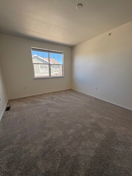 Master Bedroom - 8490 Canyon Rim Trl