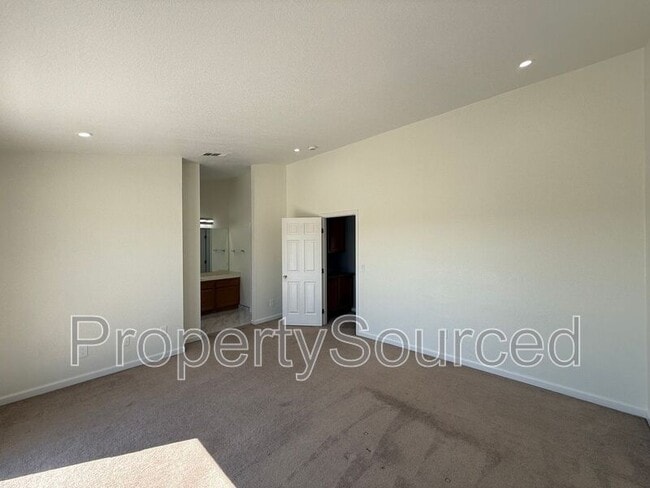 Building Photo - 1520 Andrew St