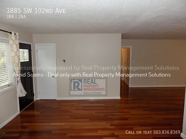 Building Photo - 3885 SW 102nd Ave