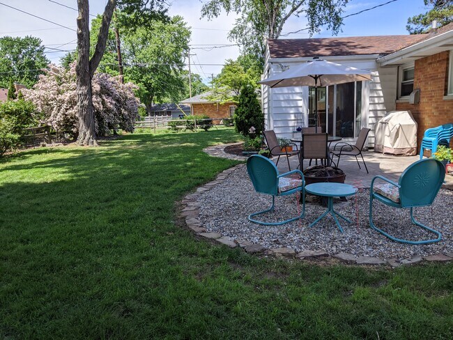 Building Photo - 3733 Cherry Wood Ln