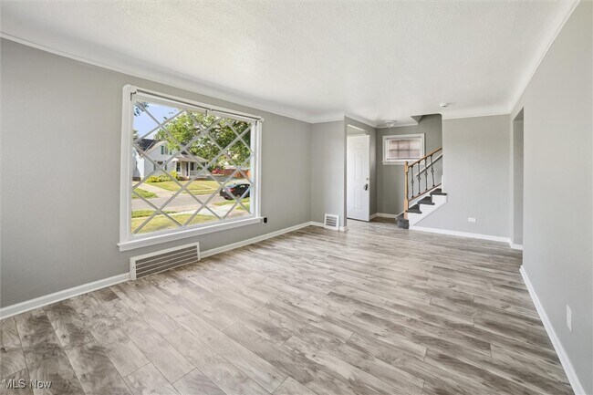Building Photo - 13511 Thraves Rd