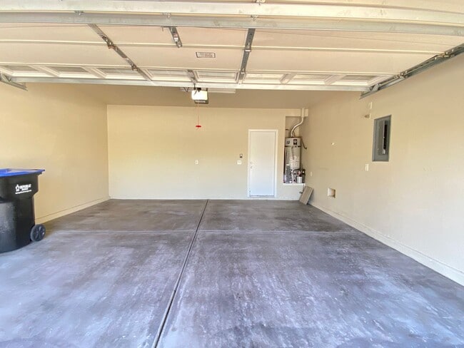 Building Photo - 10507 Winter Grass Dr