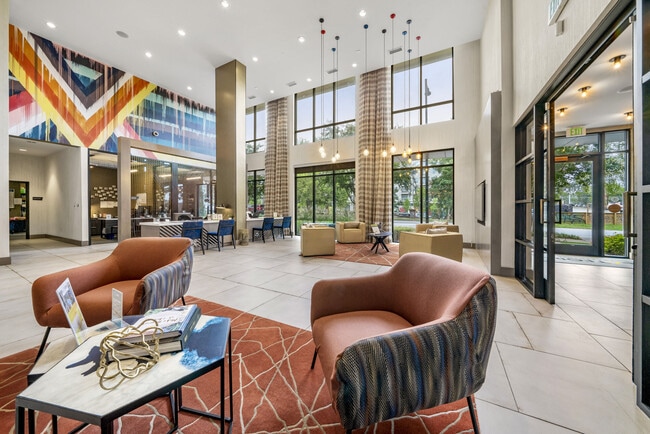 Leasing Center