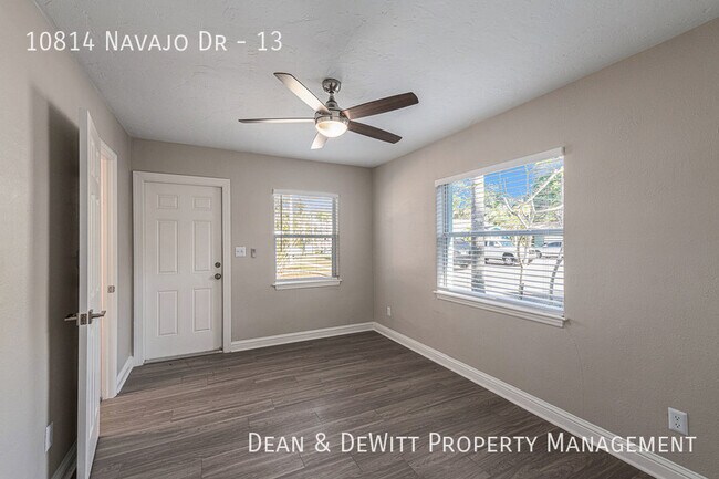 Building Photo - 10814 Navajo Dr