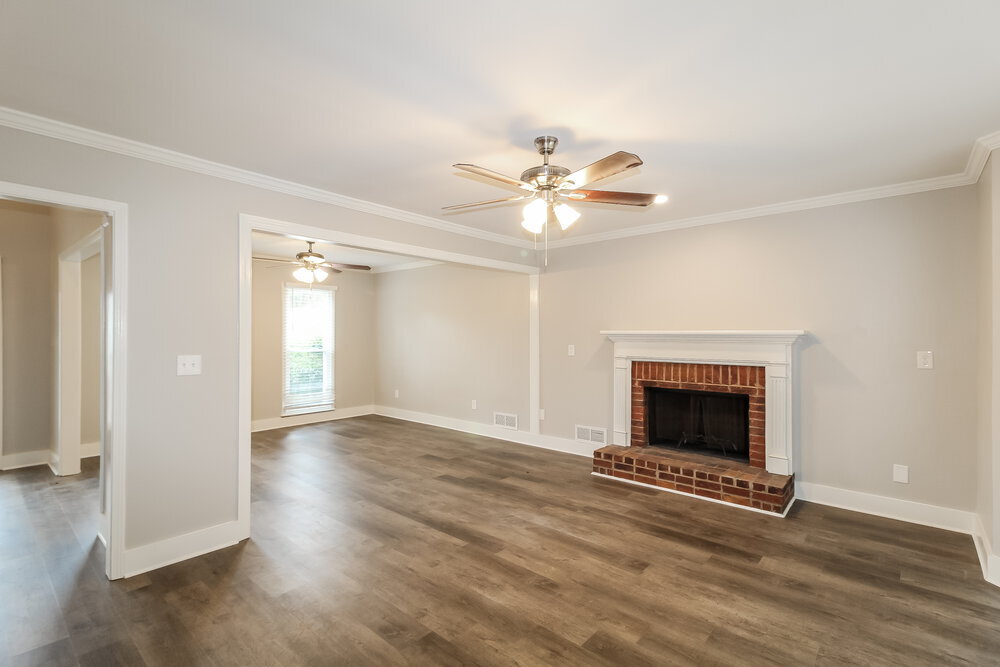 Building Photo - 2570 Broadmoor Ct