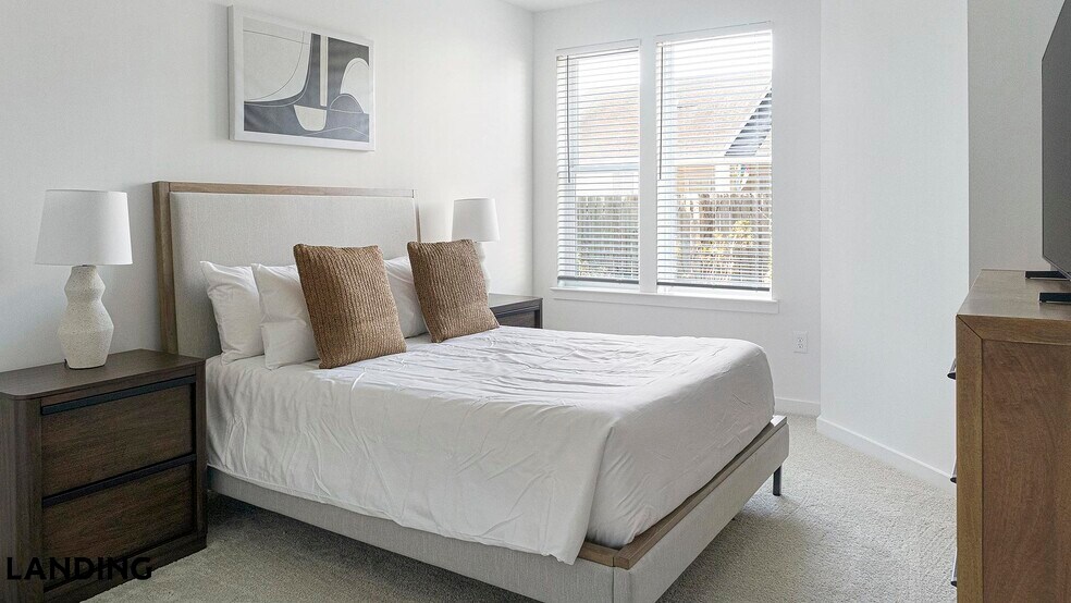 Building Photo - 2110 Birkhall St