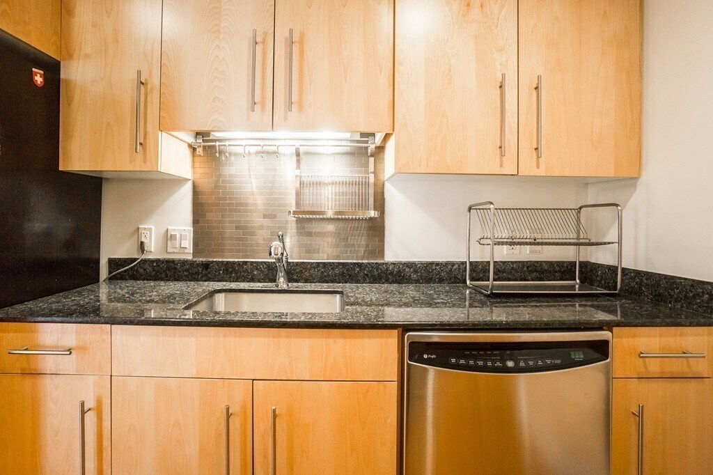 Building Photo - 778 Boylston St