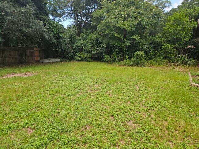 Building Photo - 4 bedroom newly remodeled Milton Home