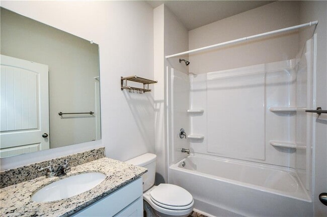 Building Photo - 331 Belmont Dr