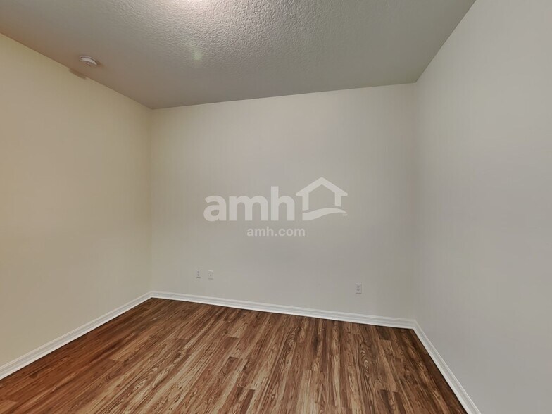 Building Photo - 8278 Emerald Forest Ct