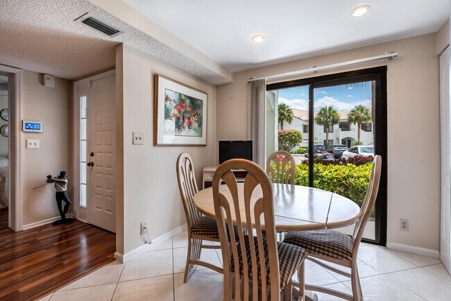 Building Photo - 15831 Loch Maree Ln