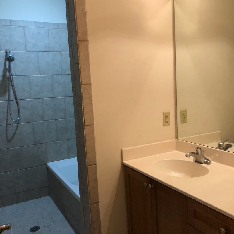 Building Photo - 400 Mills Ave