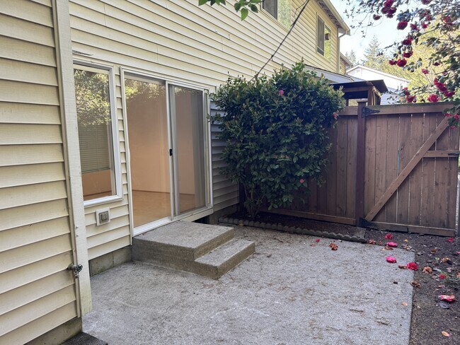 Building Photo - 11634 Breckenridge Ln NW