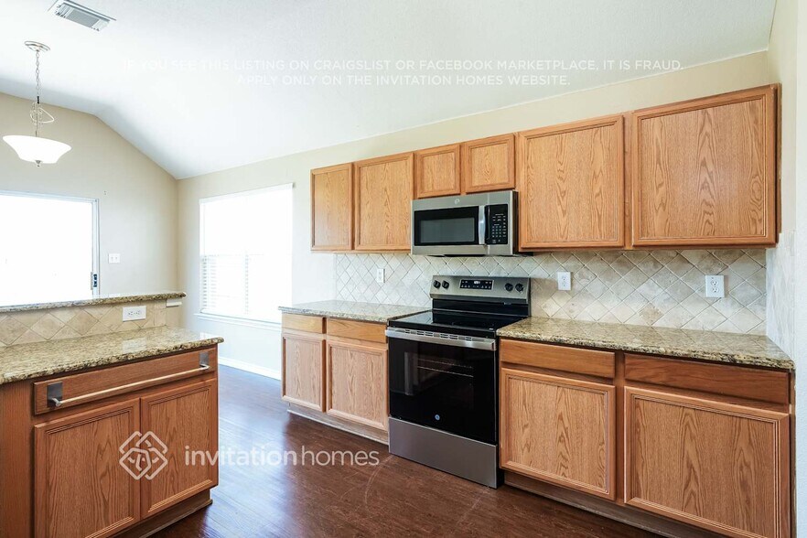 Building Photo - 7604 Longbow Ln