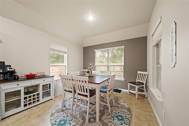 Building Photo - 2402 Via Montesano