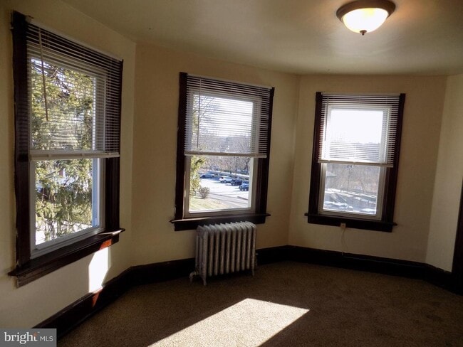 Building Photo - 53 Sunset Ave