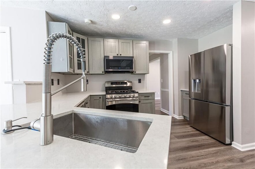 Building Photo - 3192 Dunlin Way