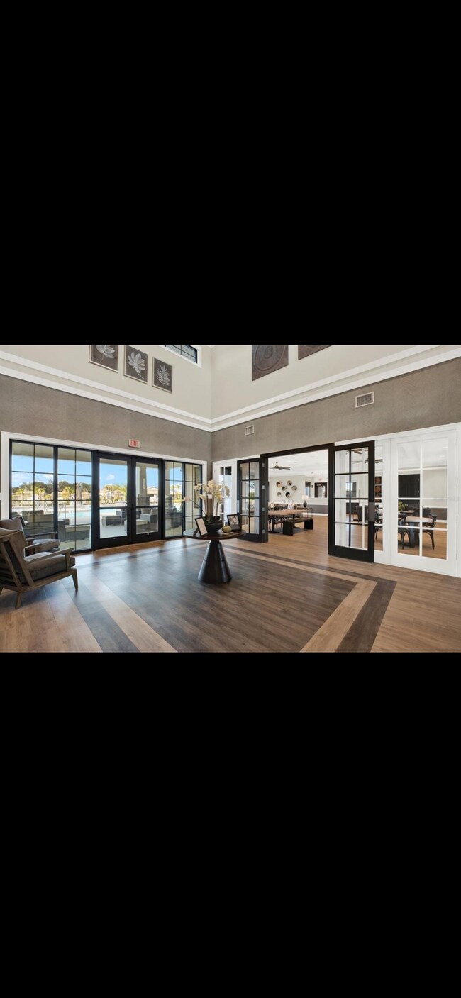 Building Photo - 6603 Back Forty Loop