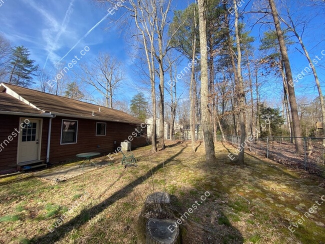 Building Photo - 13408 Wilderness Park Dr