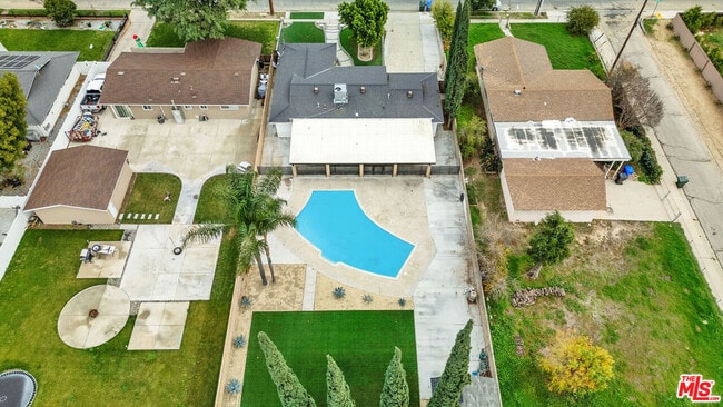 Building Photo - 428 S Meridian Ave