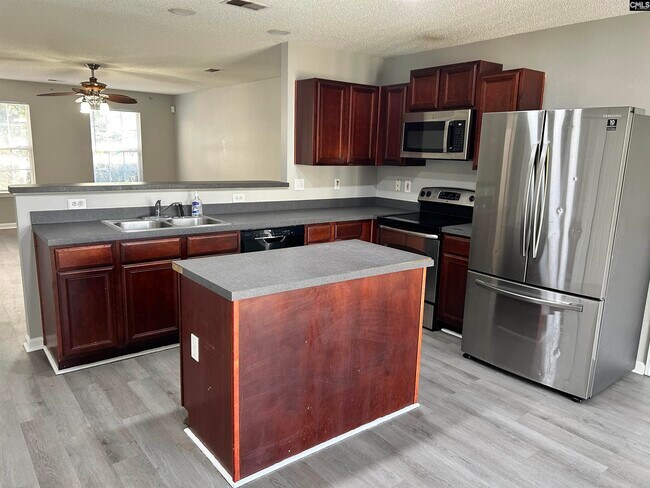 Building Photo - 218 Cogburn Rd