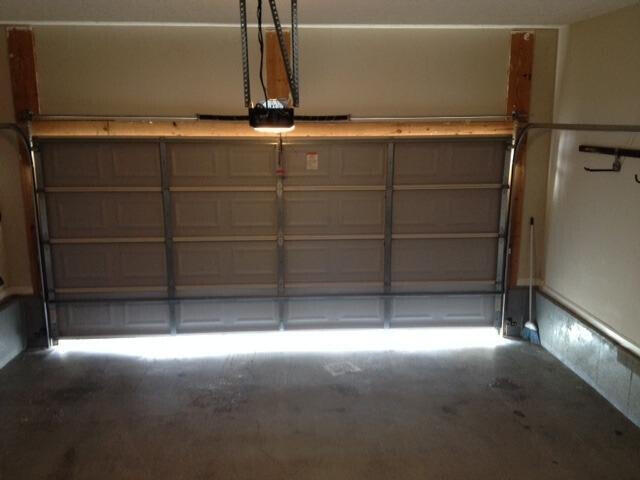 Building Photo - 3096 Roundway Down Ln