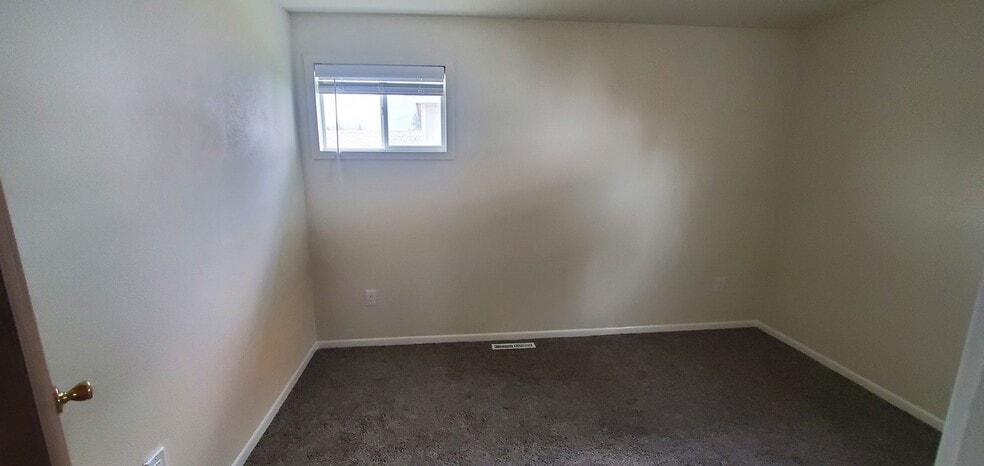 Building Photo - 4217 N Burns Rd