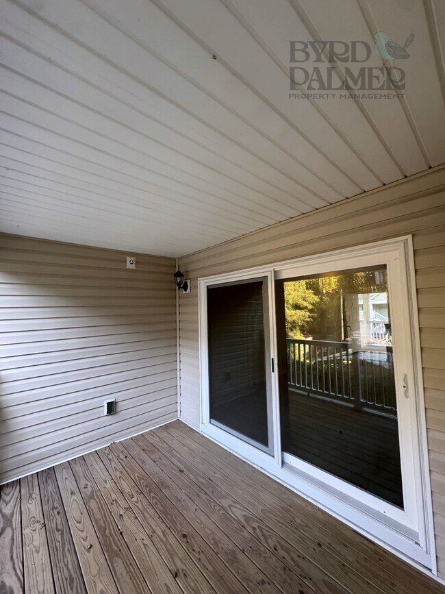 Building Photo - TURNING STONE