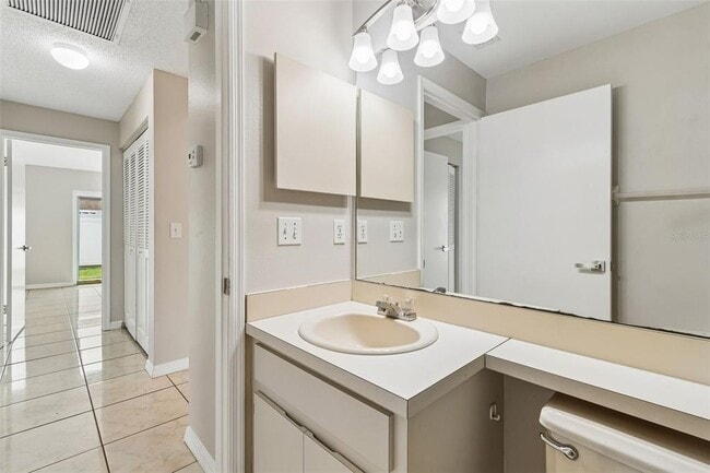Building Photo - 10105 Sea spray Pl
