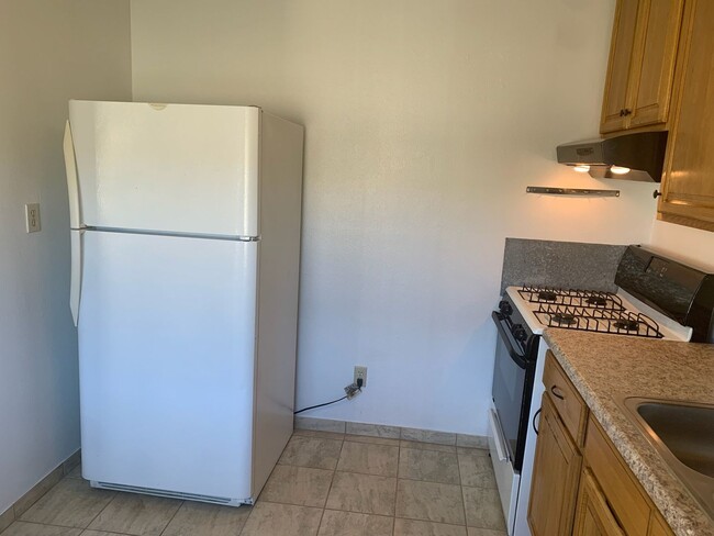 Building Photo - Vacaville Apartment Available Now!