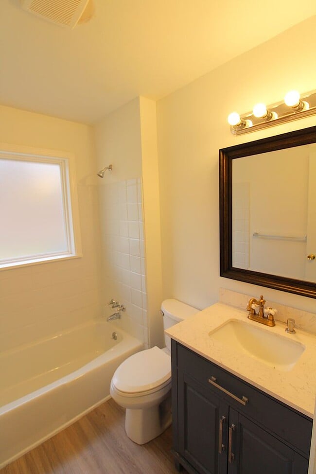 Building Photo - Freshly Updated 3-Bedroom Ranch with New Carpet & Paint